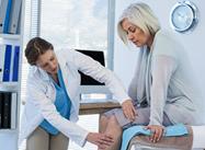 Obstacles et facilitateurs du retour et du maintien durable en emploi après une arthroplastie totale du genou